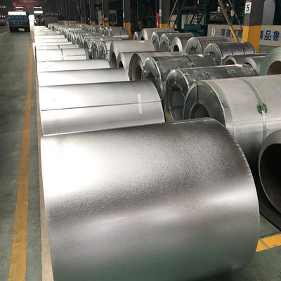 600mm-1500mm Dx51d Z275 Galvanizado Metal de aço bobina laminada a quente / laminada a frio